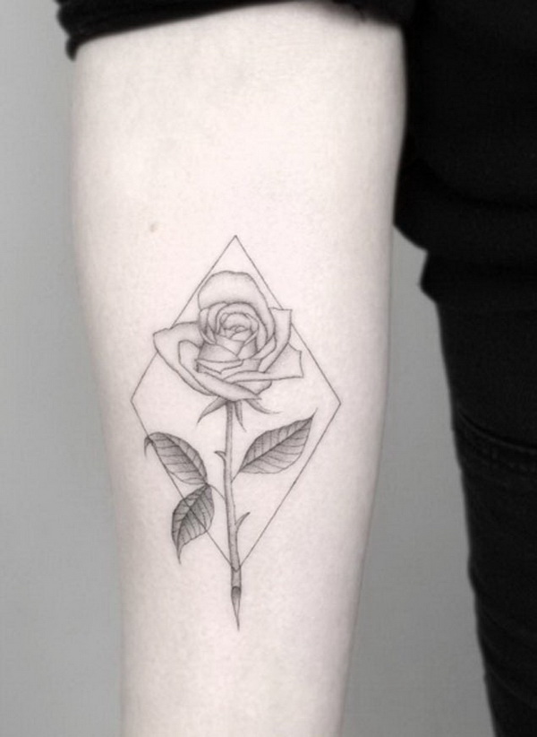 30+ Simple Flower Vine Tattoos For Understated Beauty • Body Artifact