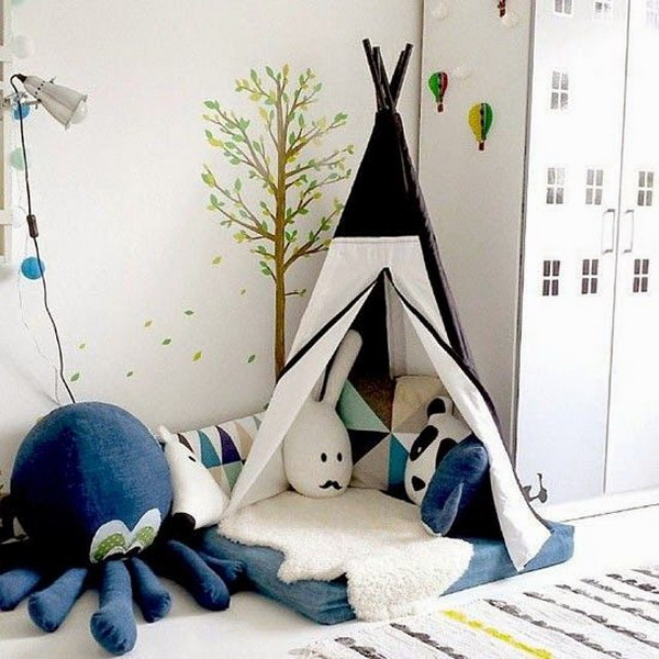 Blue and White Reading Nook. 