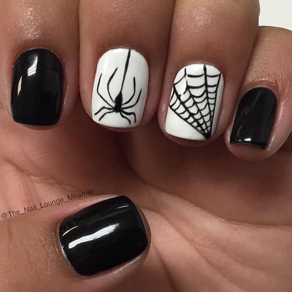Black and White Spider and Web Nail Art. 
