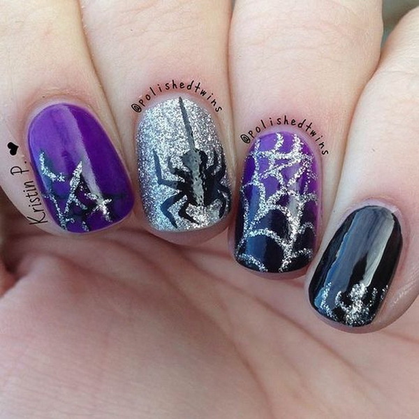 Black and Purple Halloween Nail Design. 