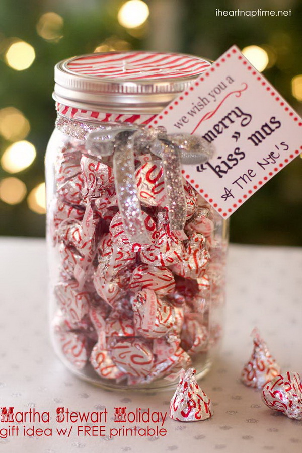 Merry “kiss” Mas Gift Idea.Quick and Inexpensive Christmas Gift Ideas for Neighbors