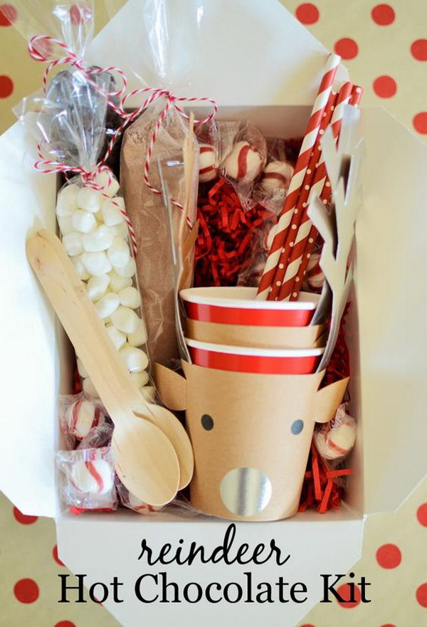 Reindeer Hot Cocoa Kit. Quick and Inexpensive Christmas Gift Ideas for Neighbors