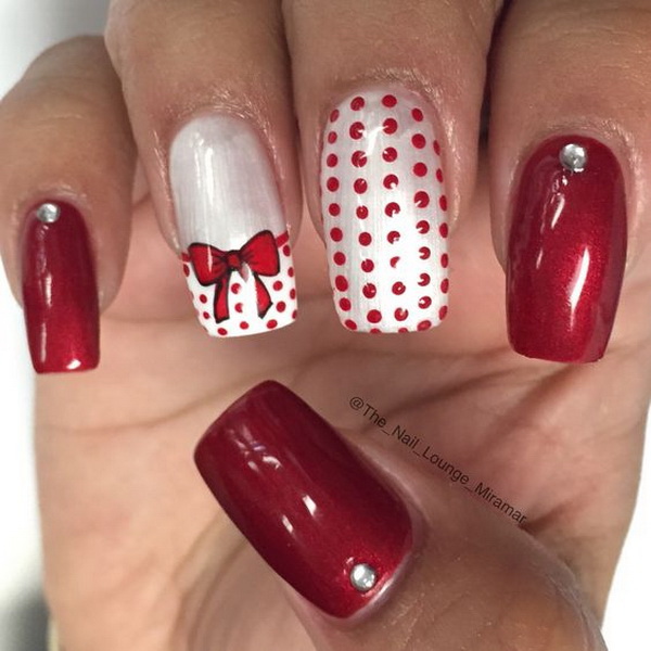 Festive Nail Art Ideas For Christmas Listing More