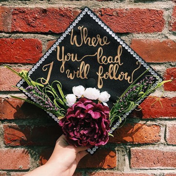 50+ Beautifully Decorated Graduation Cap Ideas. 