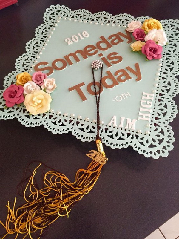 50+ Beautifully Decorated Graduation Cap Ideas. 