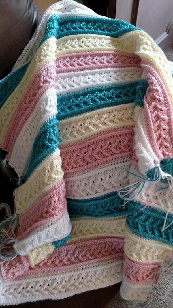 Quick And Easy Crochet Blanket Patterns For Beginners: Arrow Stitch Crochet Afghan. 