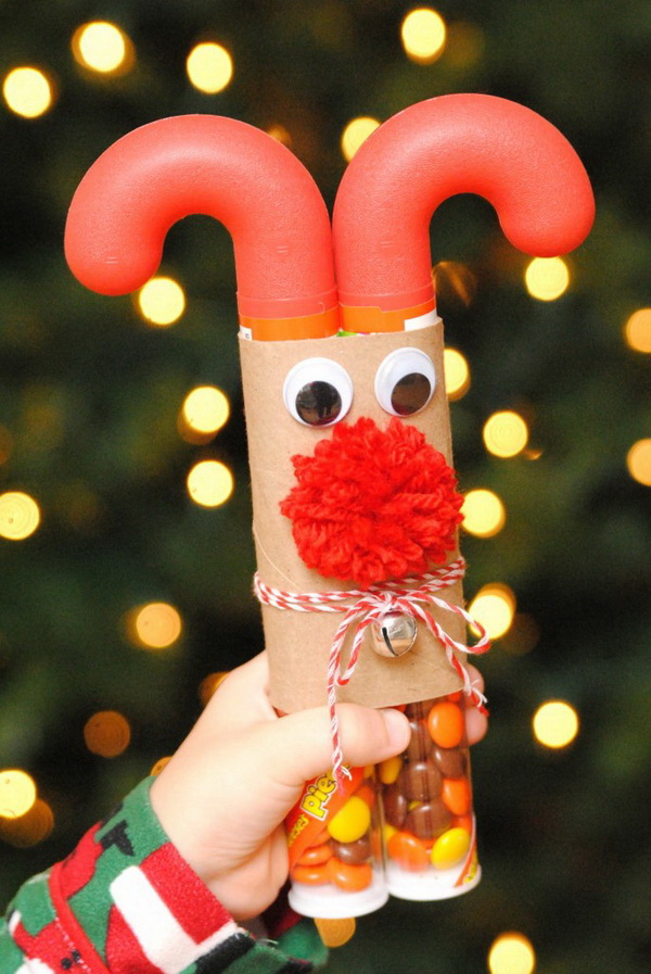 Christmas Neighbor Gift Ideas: Candy Cane Reindeer
