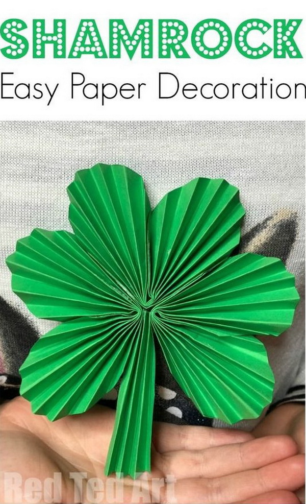 Clover-Shaped Paper Fan.