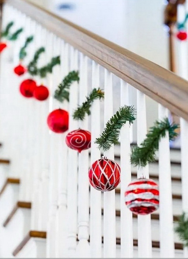 30+ Festive Decoration Ideas for Christmas Staircase.