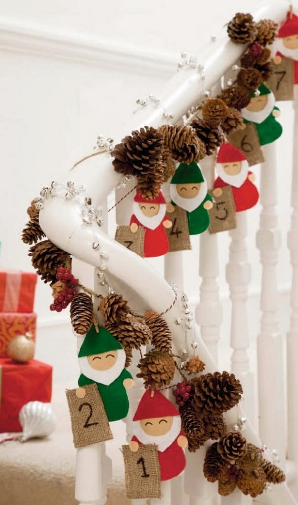 30+ Festive Decoration Ideas for Christmas Staircase.