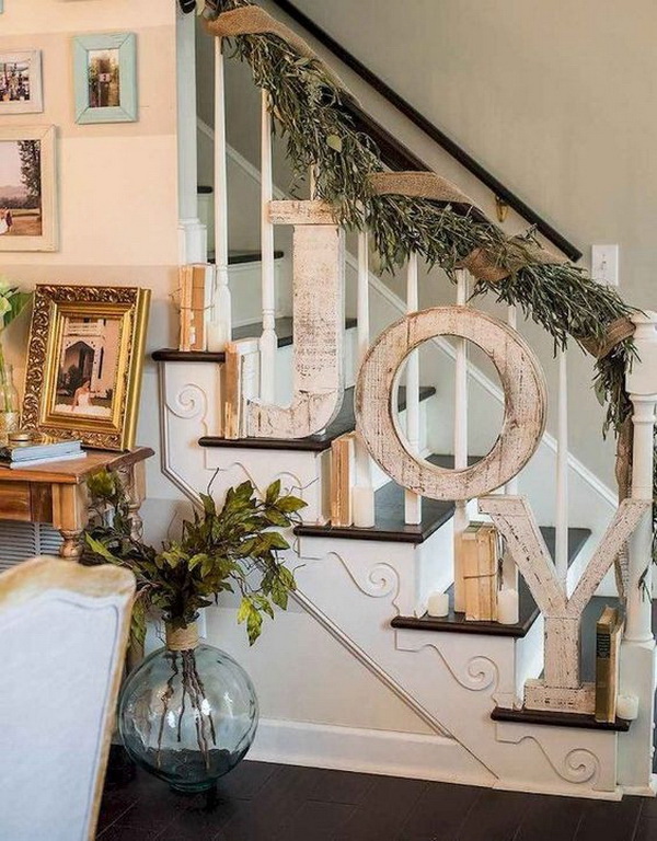 30+ Festive Decoration Ideas for Christmas Staircase.