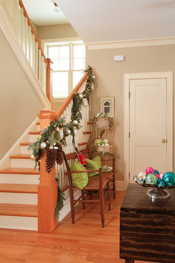 30+ Festive Decoration Ideas for Christmas Staircase.