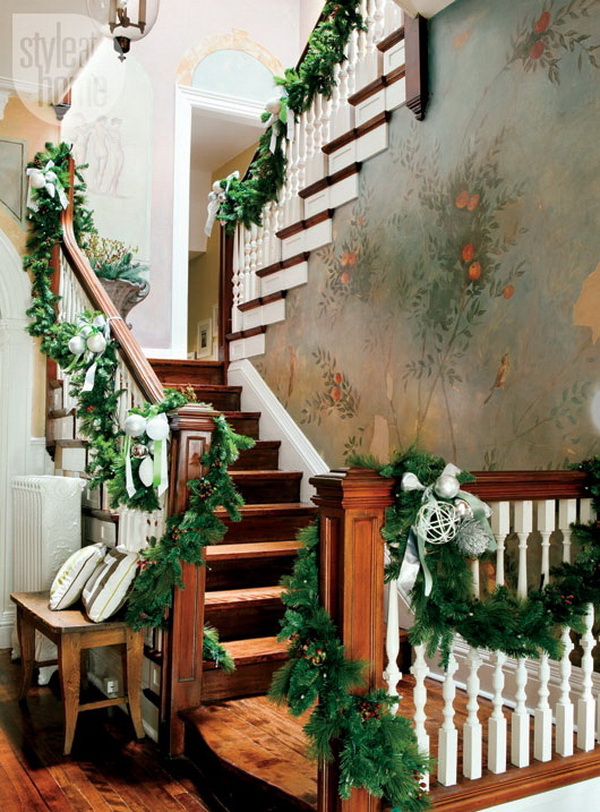 30+ Festive Decoration Ideas for Christmas Staircase.