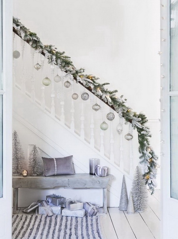 30+ Festive Decoration Ideas for Christmas Staircase.